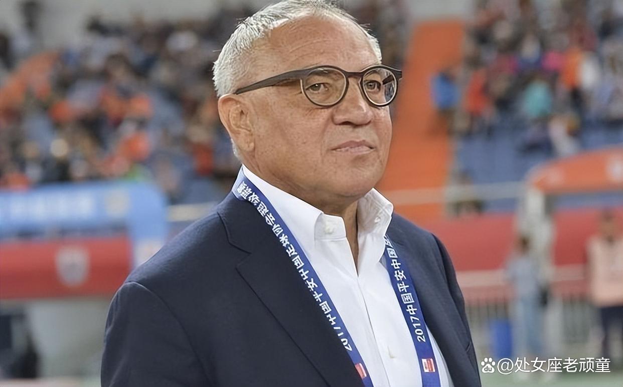 狼堡主教练承认球队存在战术问题,需加以改进 狼堡主教练承认球队存在战术问题,需加以改进